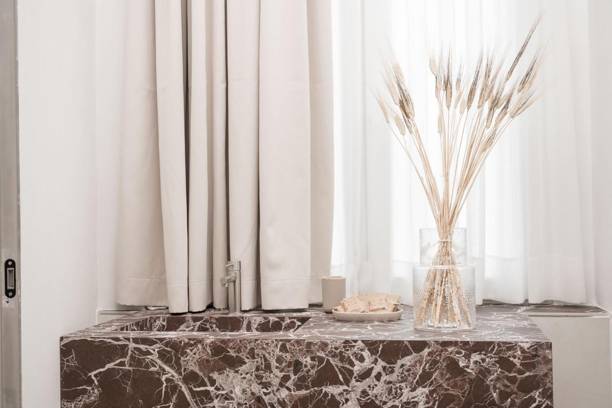Iodis Relais Hotel Наполи Екстериор снимка