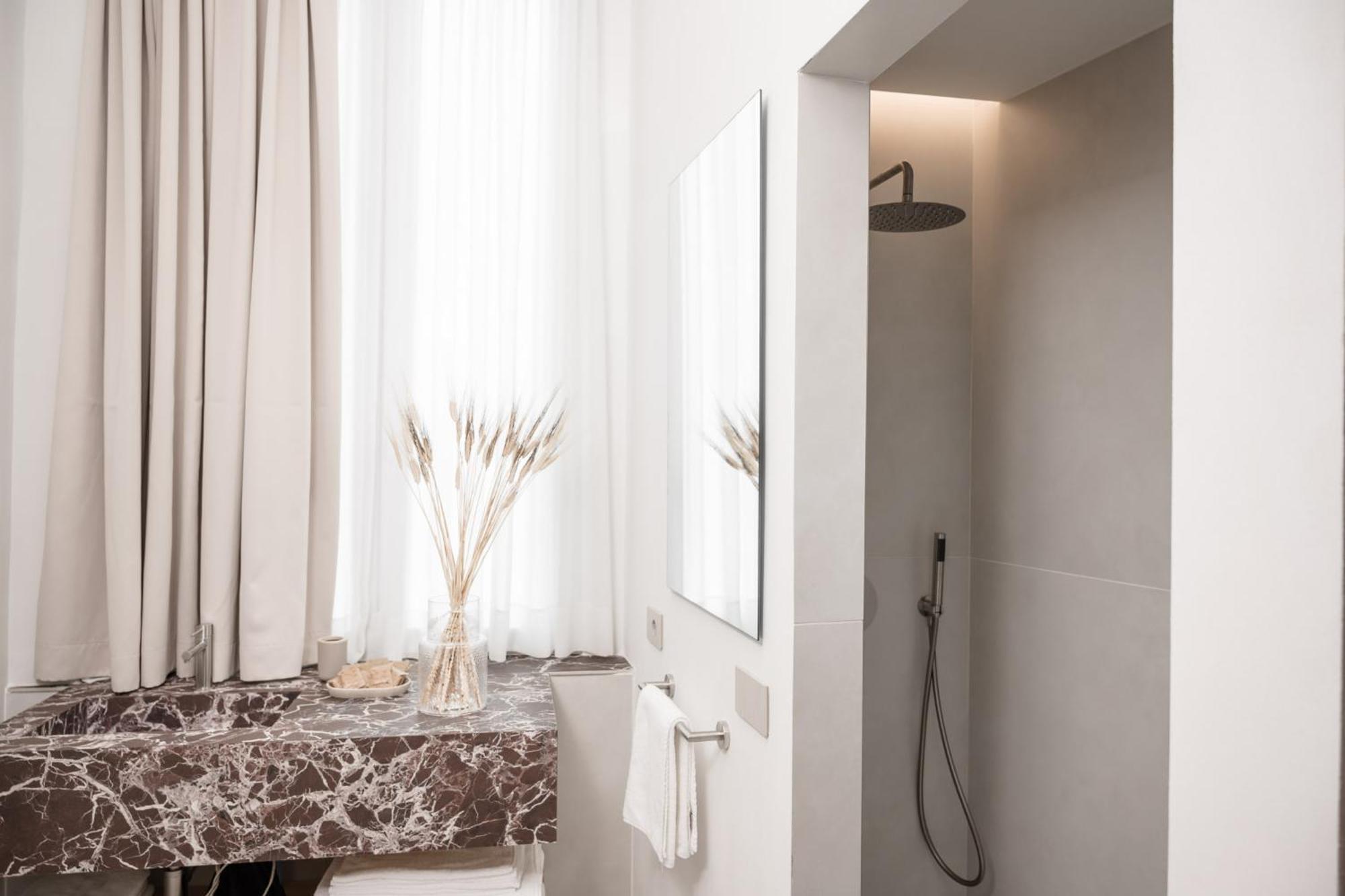 Iodis Relais Hotel Наполи Екстериор снимка