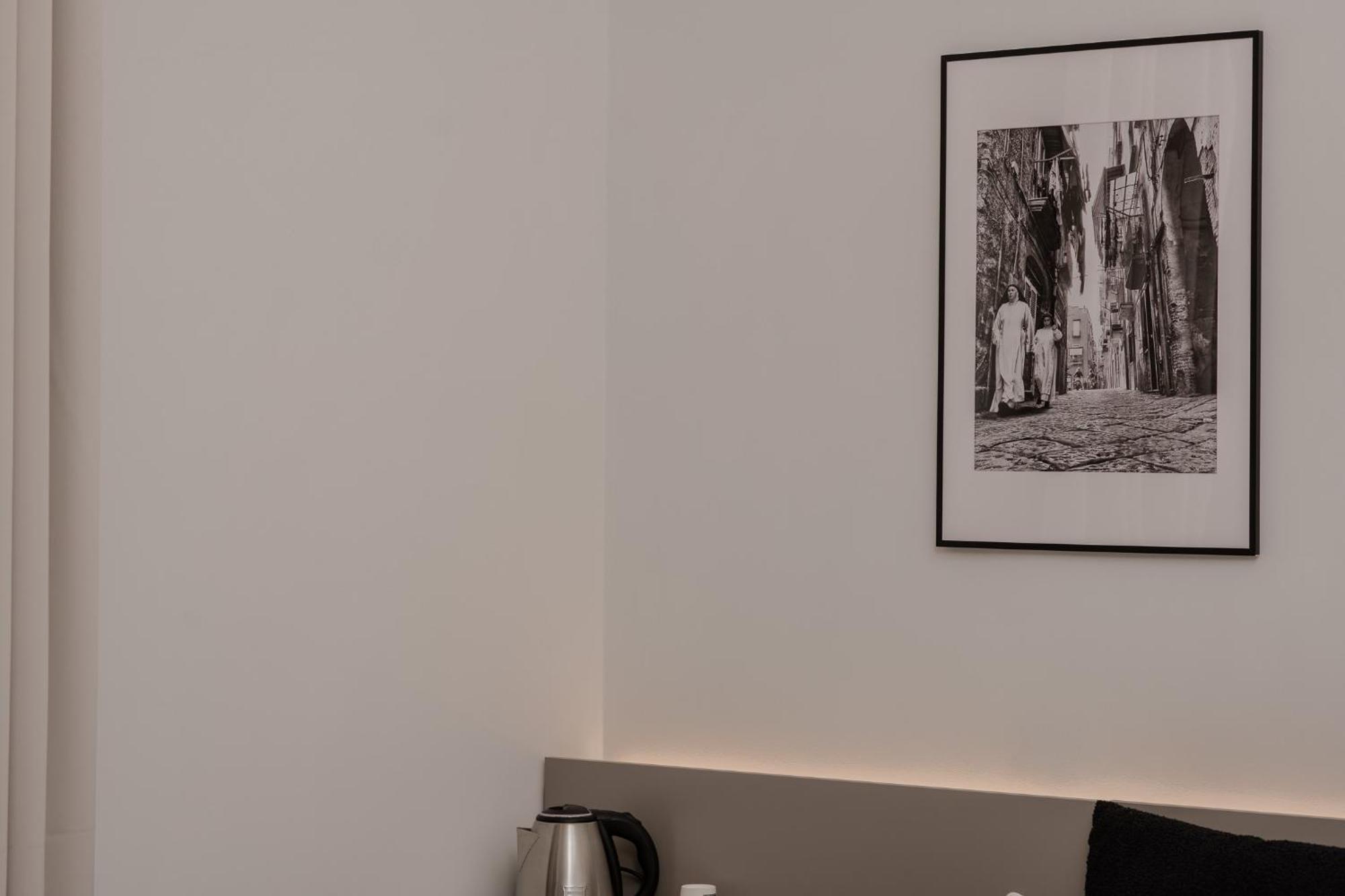 Iodis Relais Hotel Наполи Екстериор снимка
